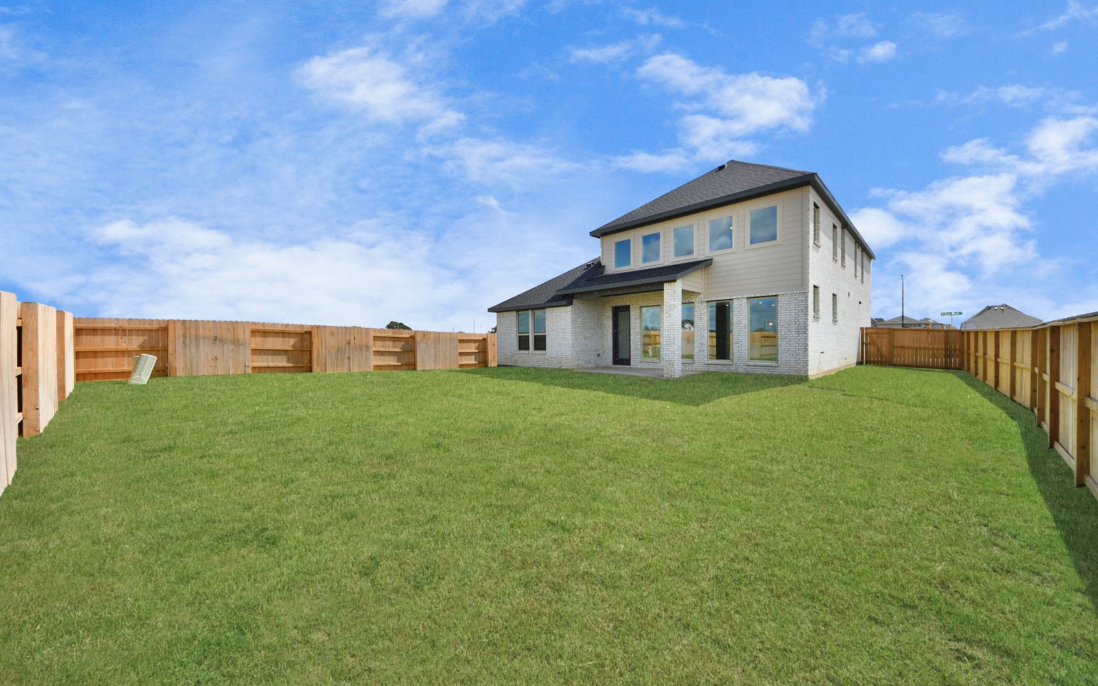 7407 Auburn Wheat Back Exterior