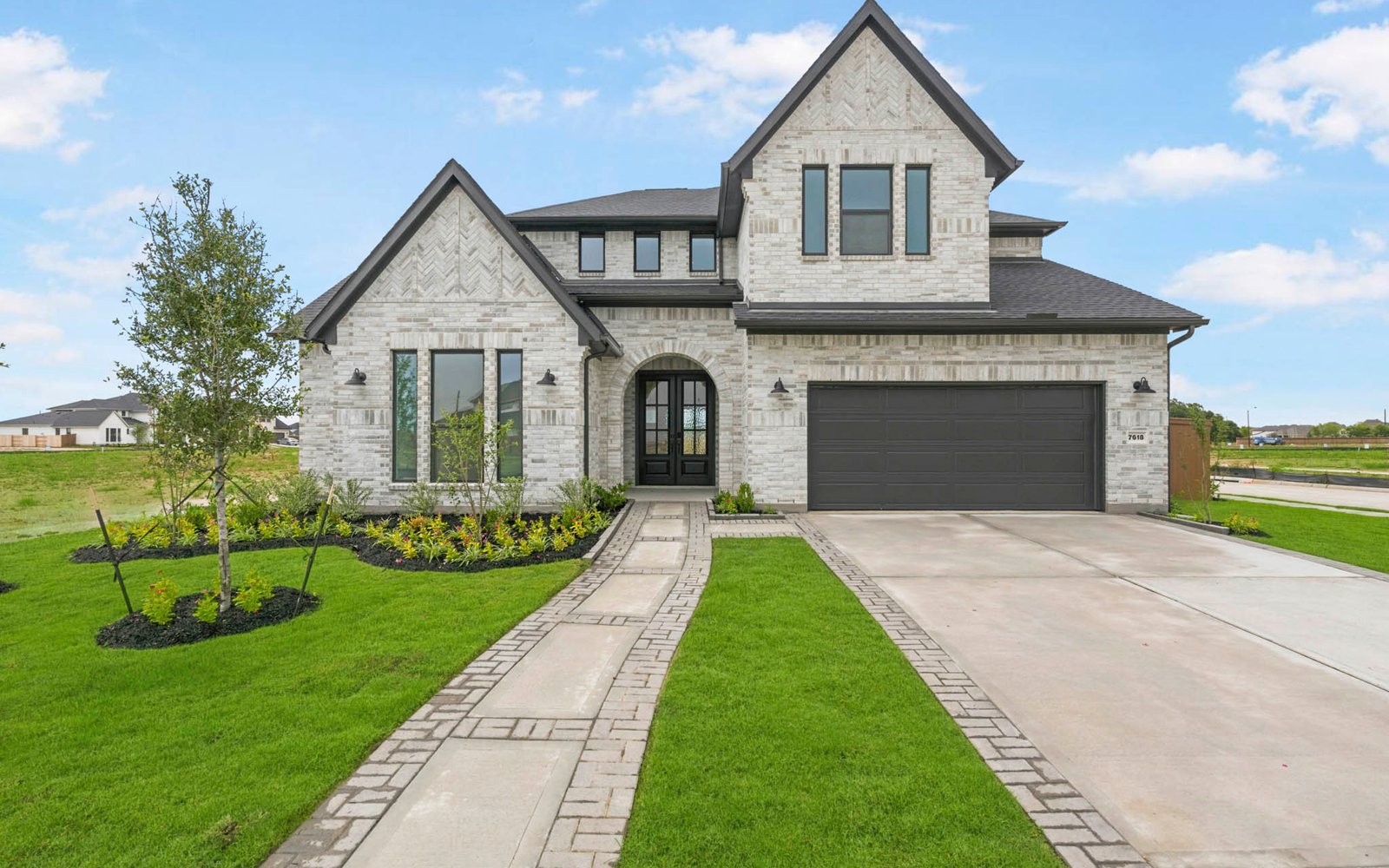 7618 Wildwood Gap Ln Front Exterior