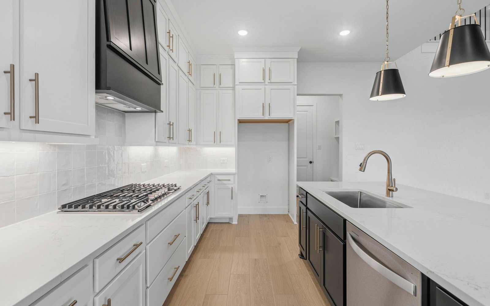 7618 Wildwood Gap Ln Kitchen