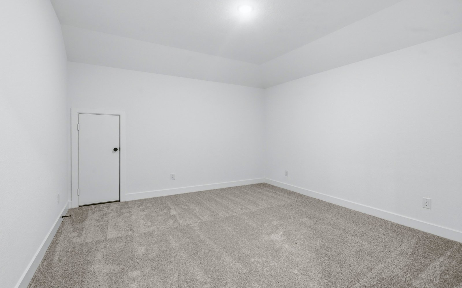 7618 Wildwood Gap Ln Bedroom