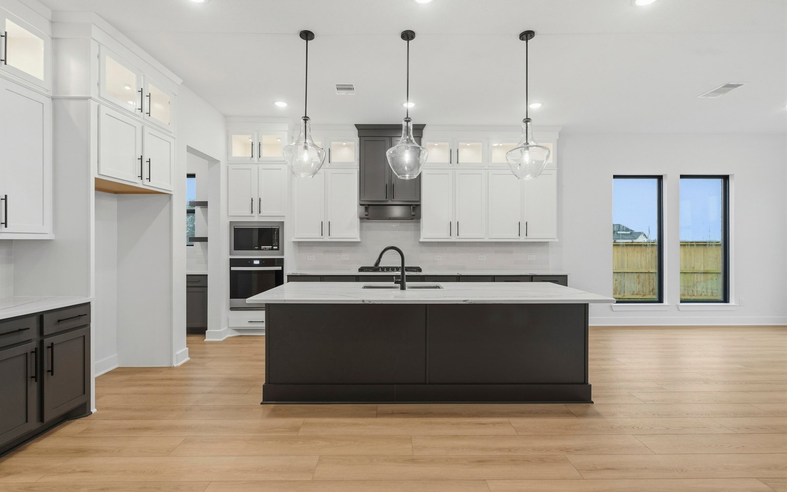 7703 Greyson Grove Kitchen