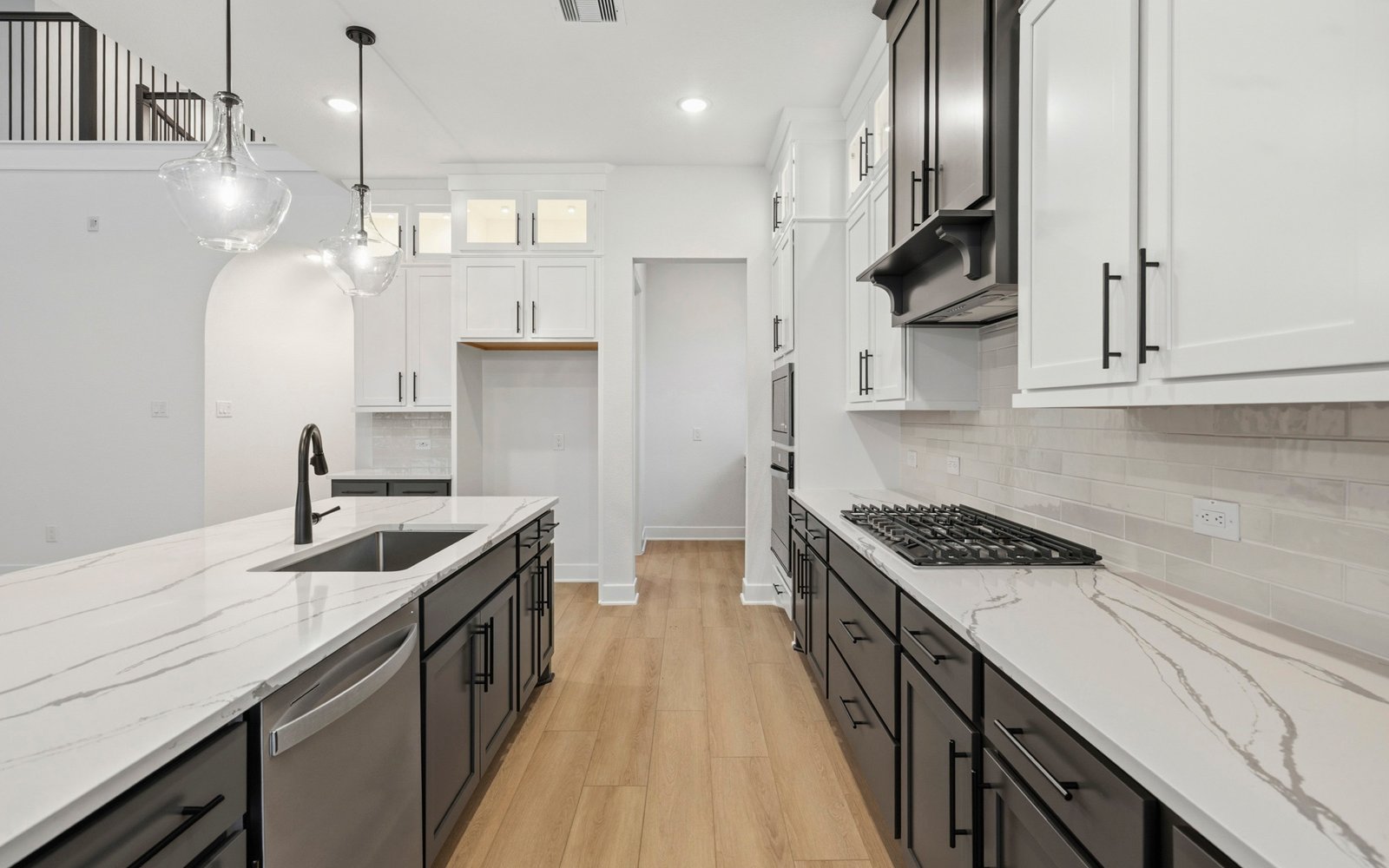 7703 Greyson Grove Kitchen