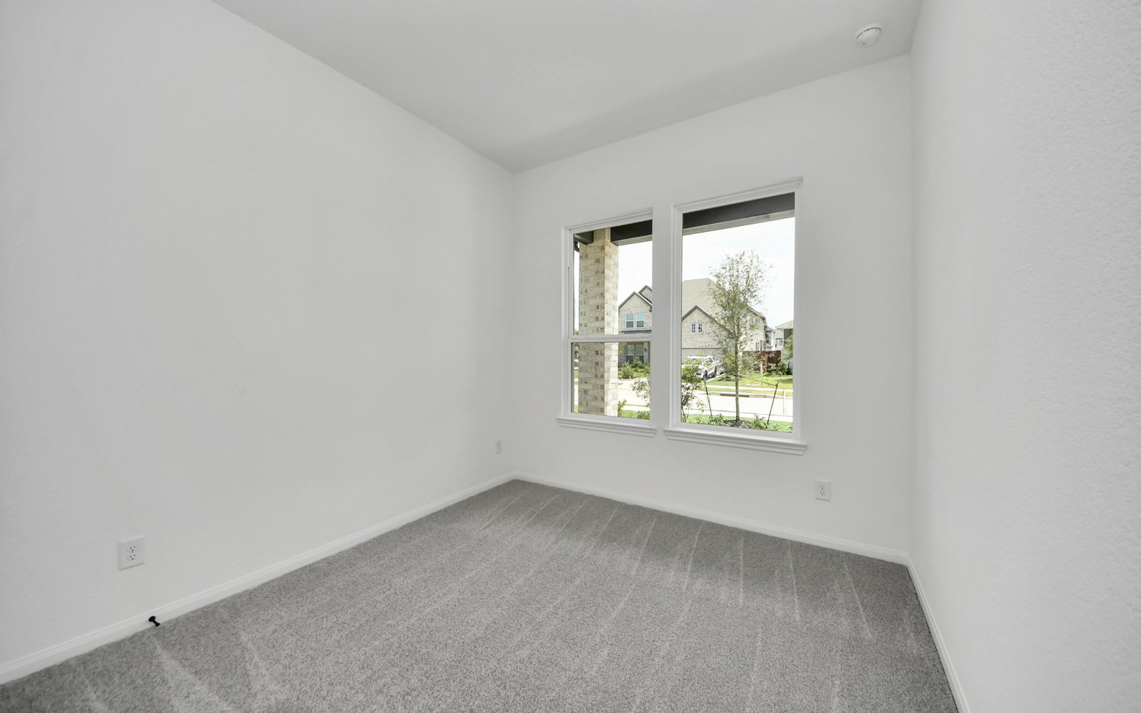 7731CloverGully Room