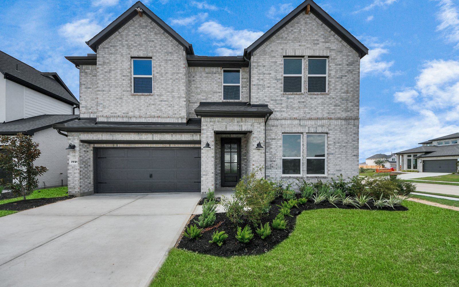 7731 Pale Petunia Front Exterior