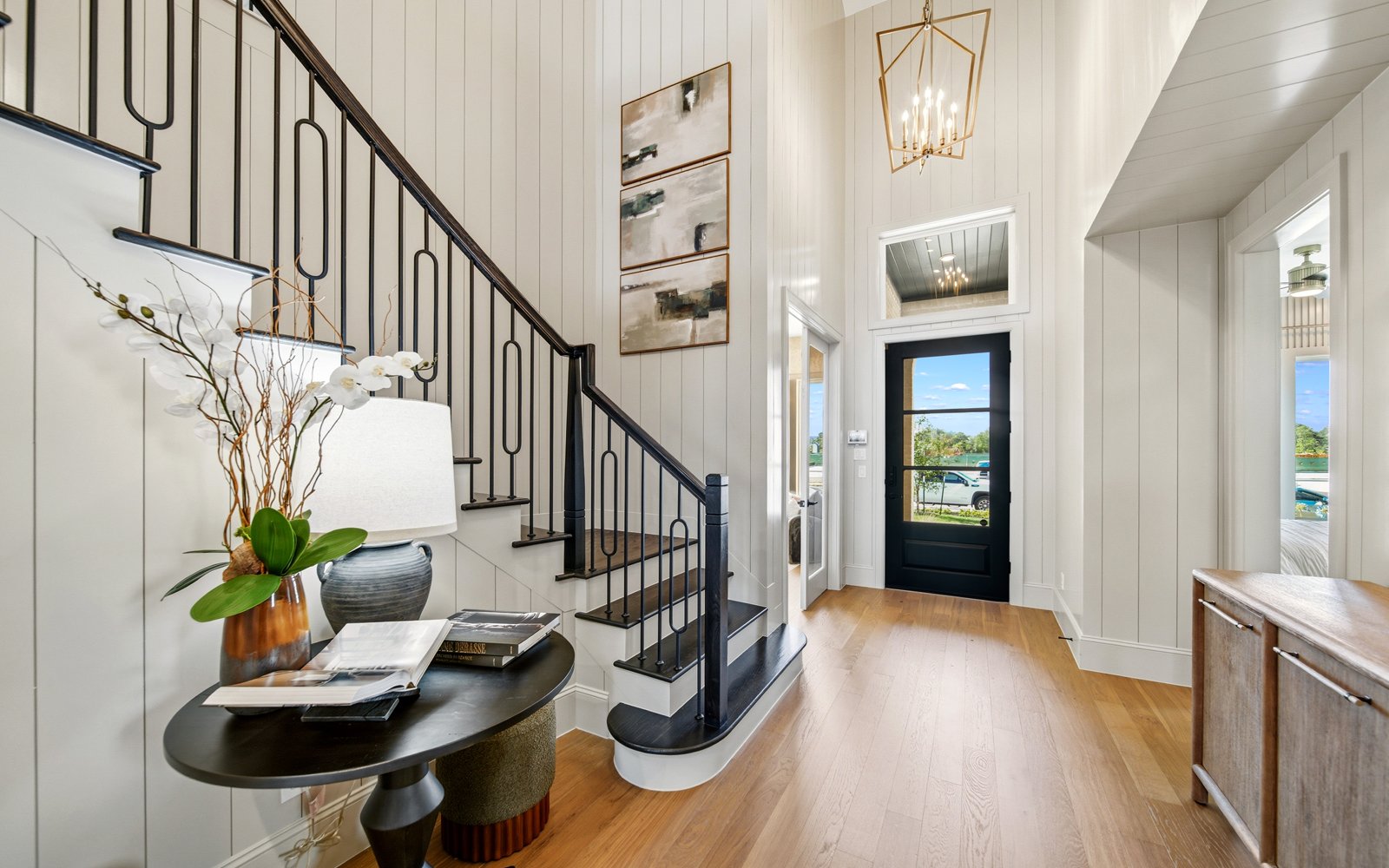 Broussard Entry Way