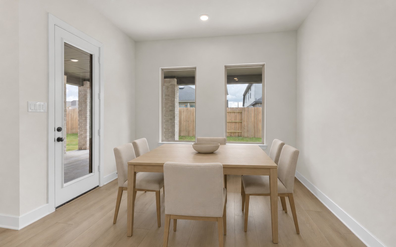 2803 Pathway Meadows Dining Area