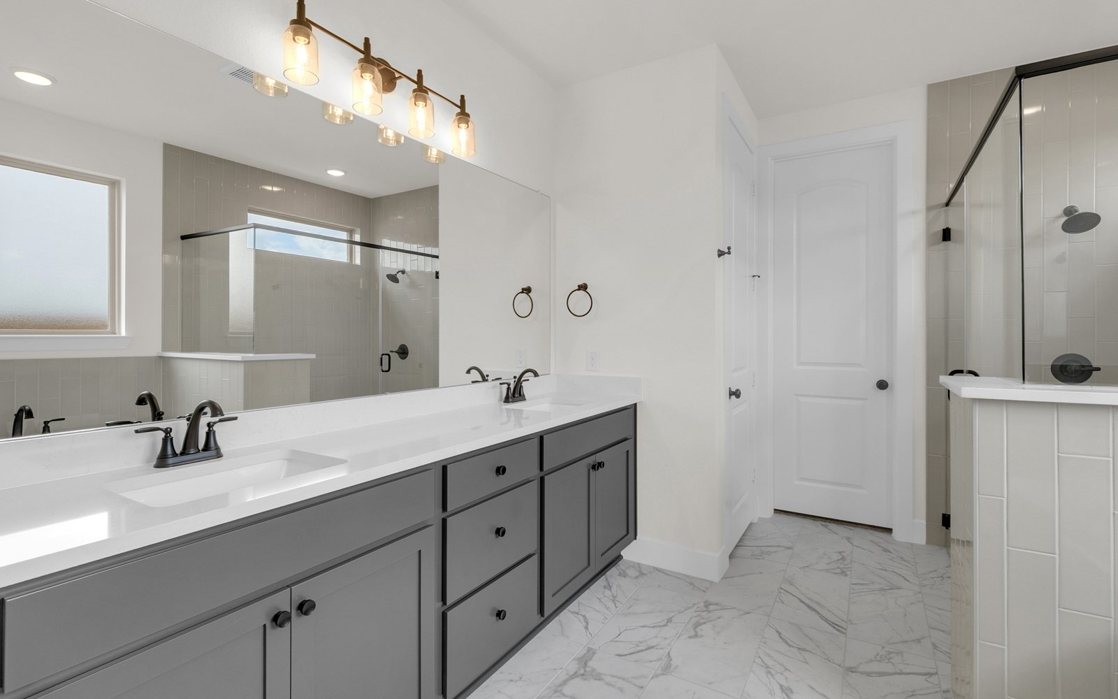 2803 Pathway Meadows Bathroom