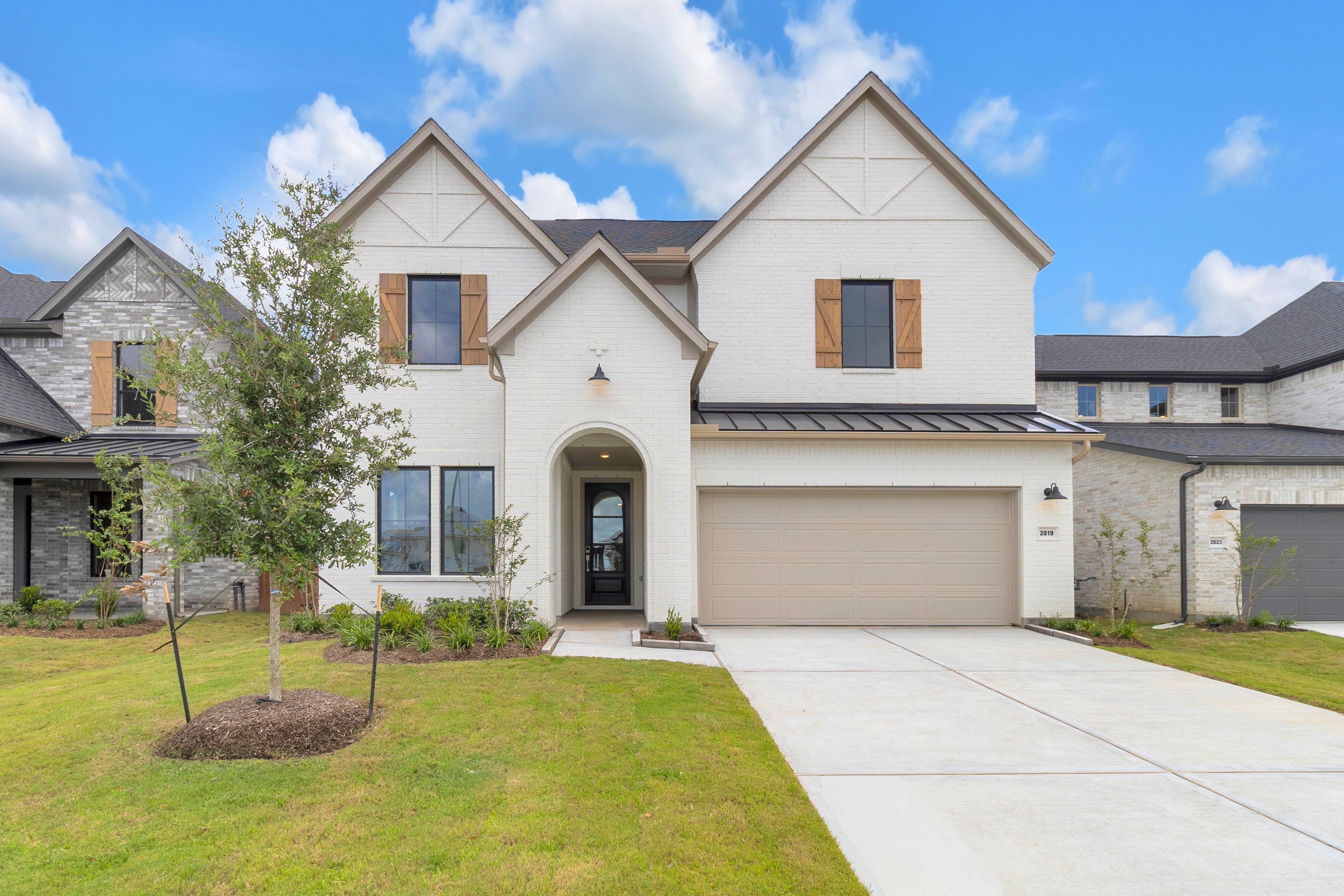 2819 Pathway Meadows Front Exterior