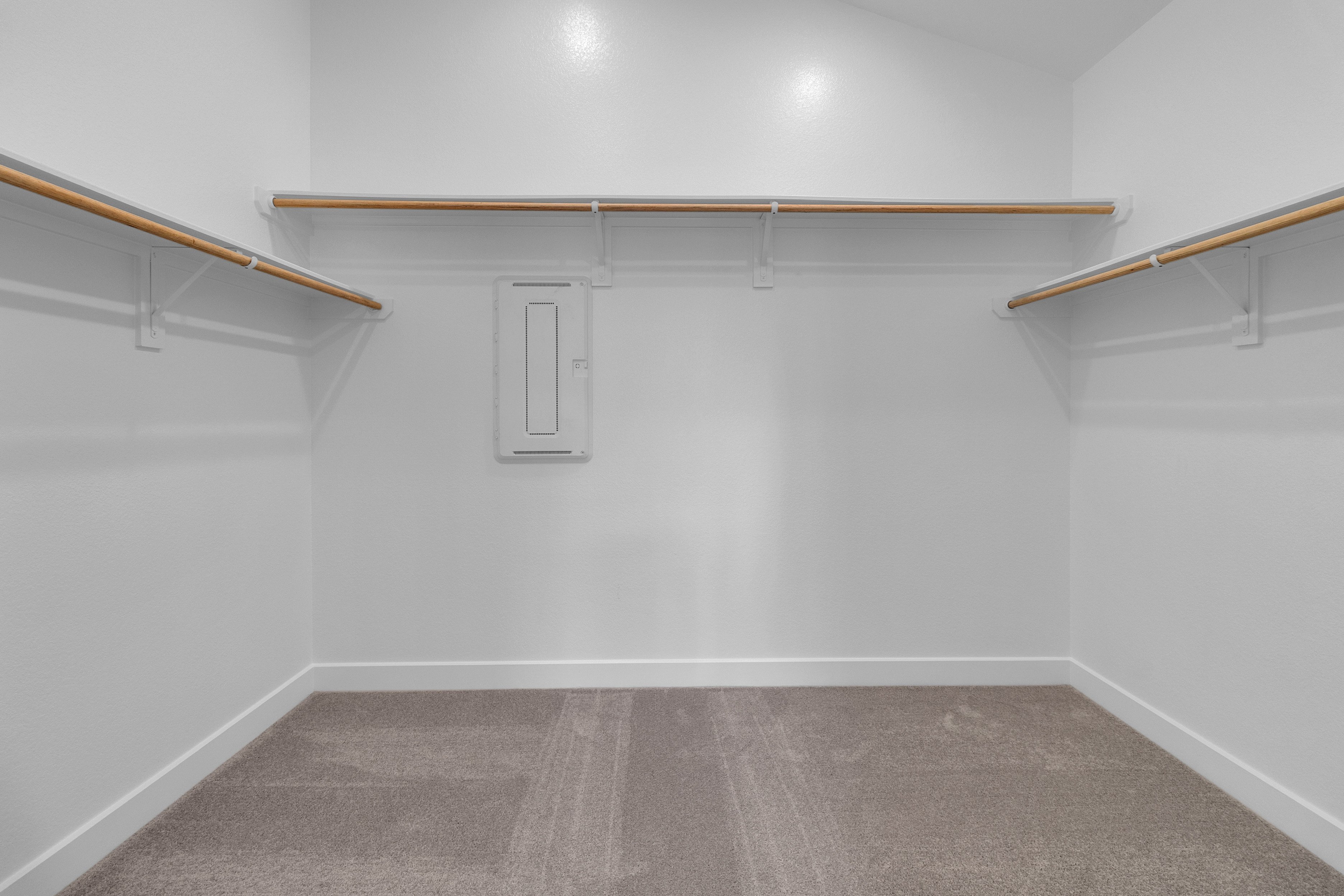 2819 Pathway Meadows Closet