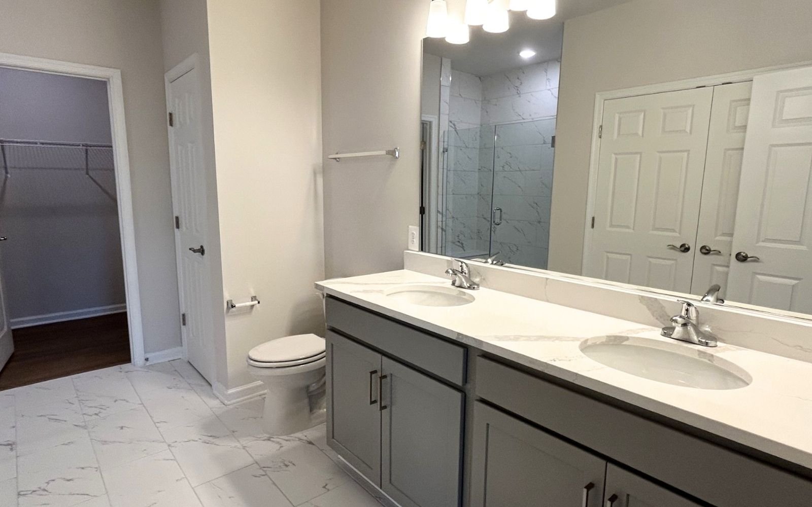 The primary bathroom of the Fitzgerald on homesite 2001 at Hiatt Pointe at Snowden Bridge.