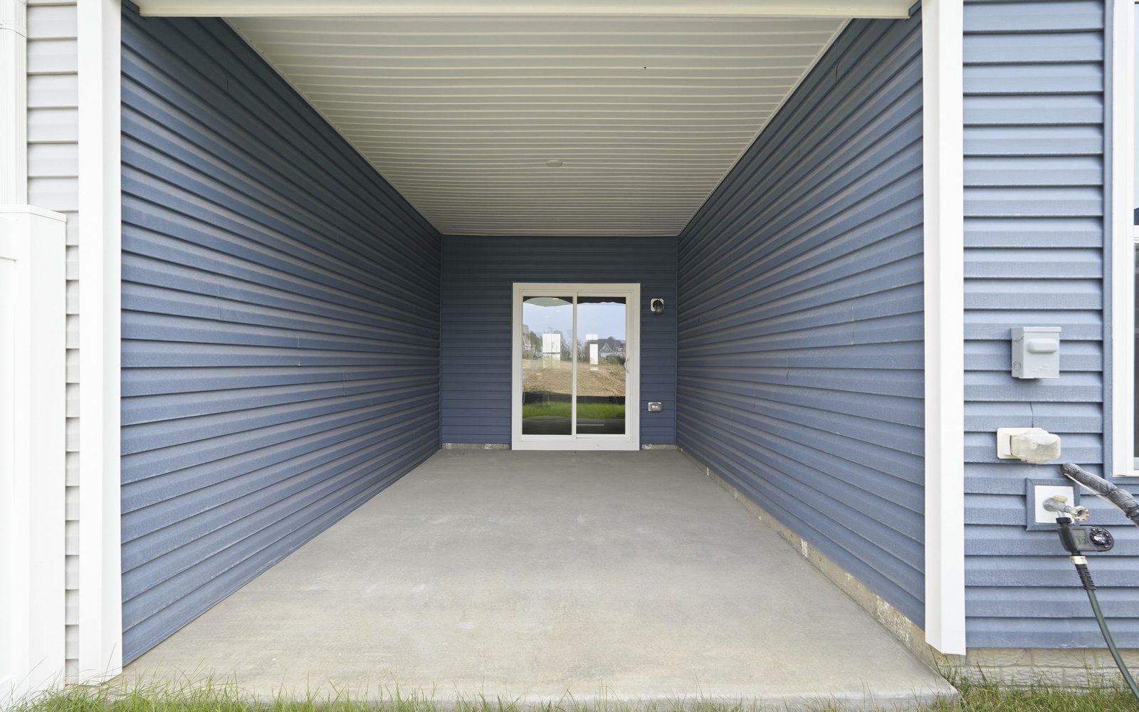 The rear porch of the Northgate on homesite 1009 at Hiatt Pointe at Snowden Bridge.