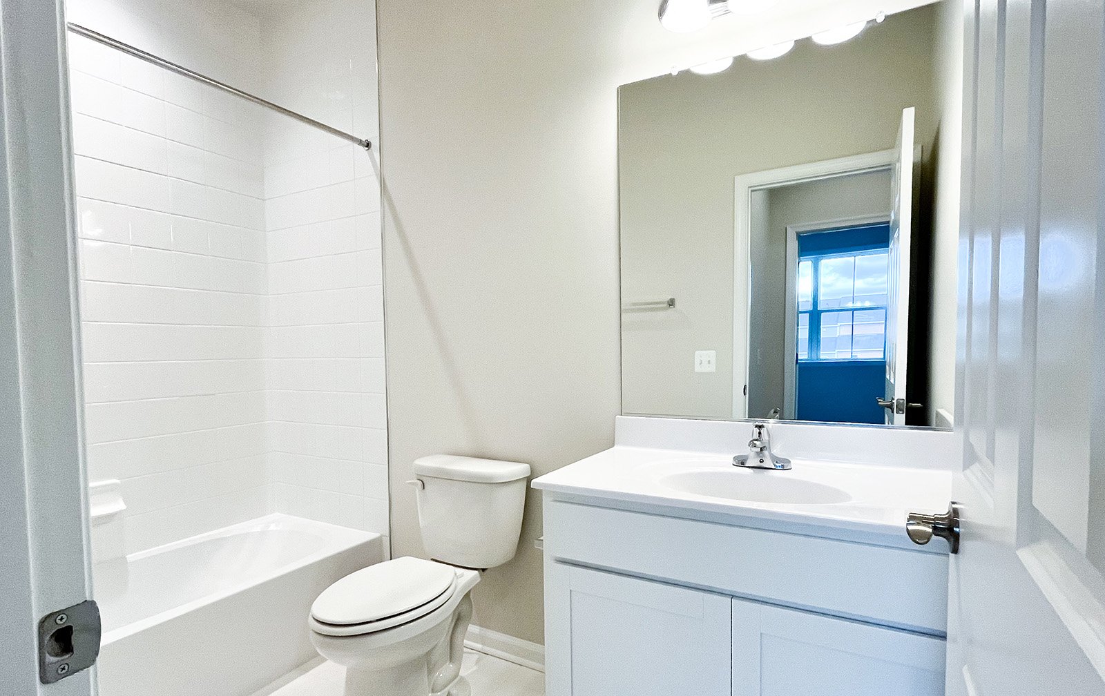 The secondary bathroom of the Northgate on homesite 1011. 