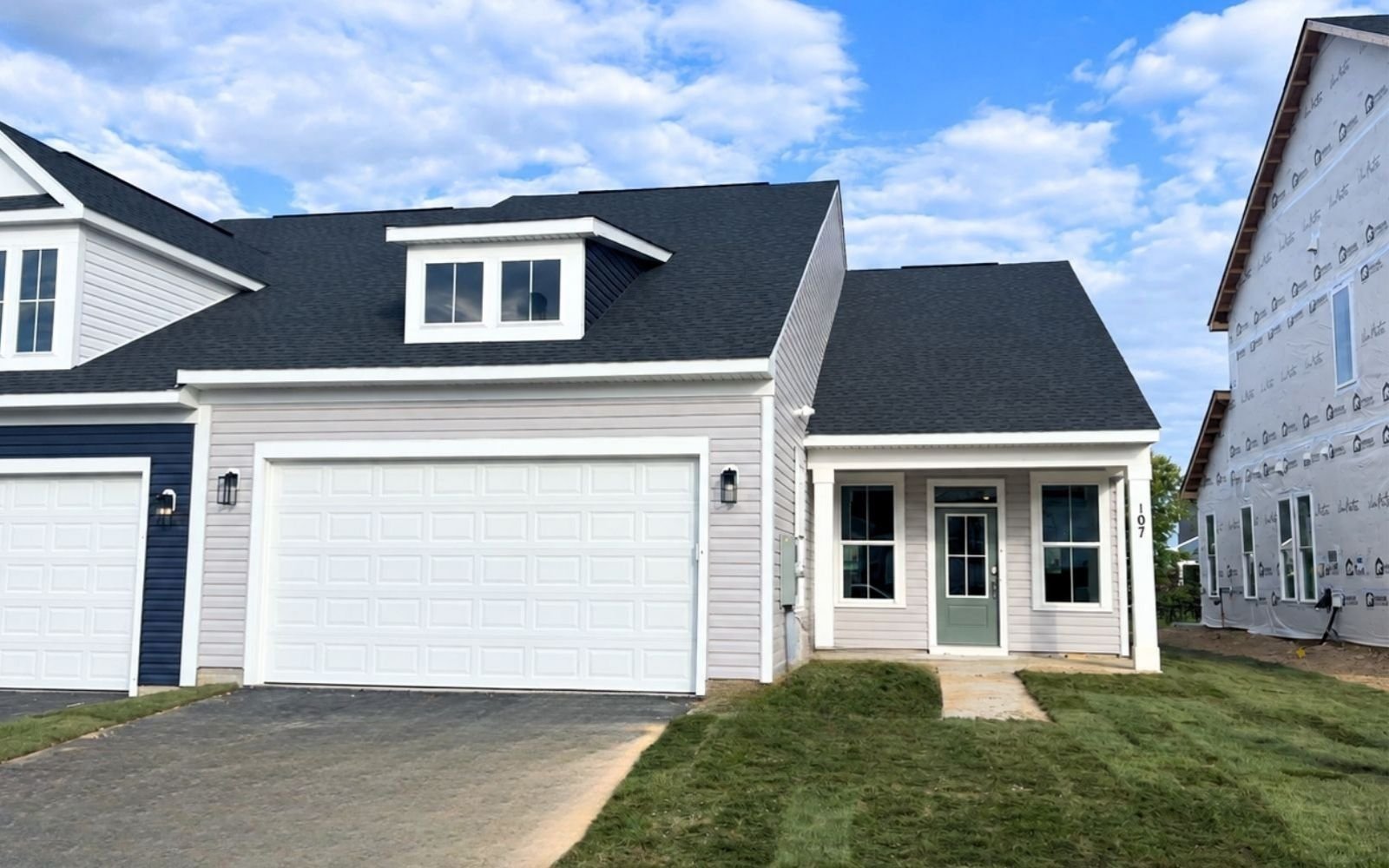 The exterior of the Hemingway on homesite 1124 at Hiatt Pointe at Snowden Bridge.