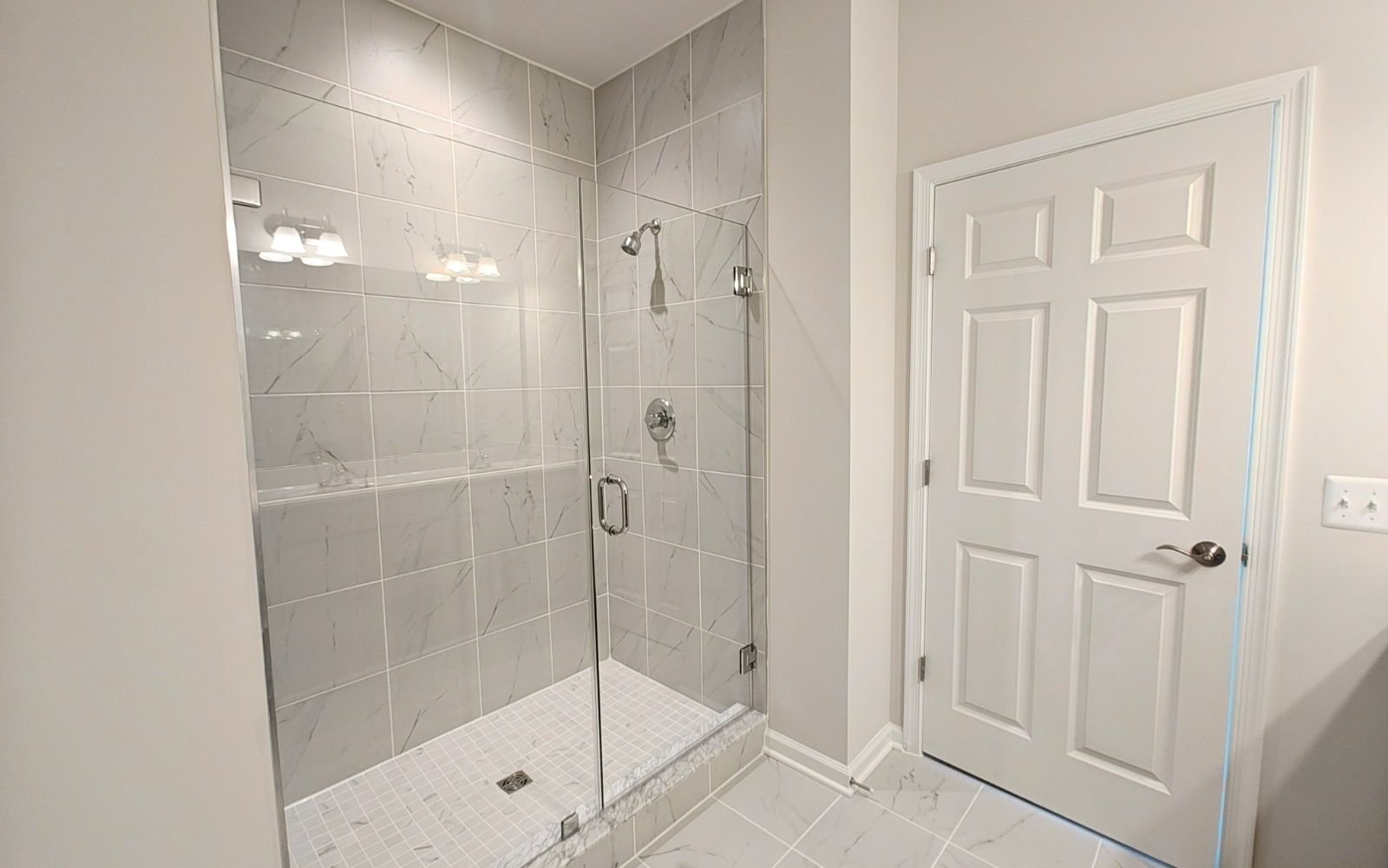 Theprimary bathroom of the Northgate on homesite 1008 at Hiatt Pointe at Snowden Bridge.