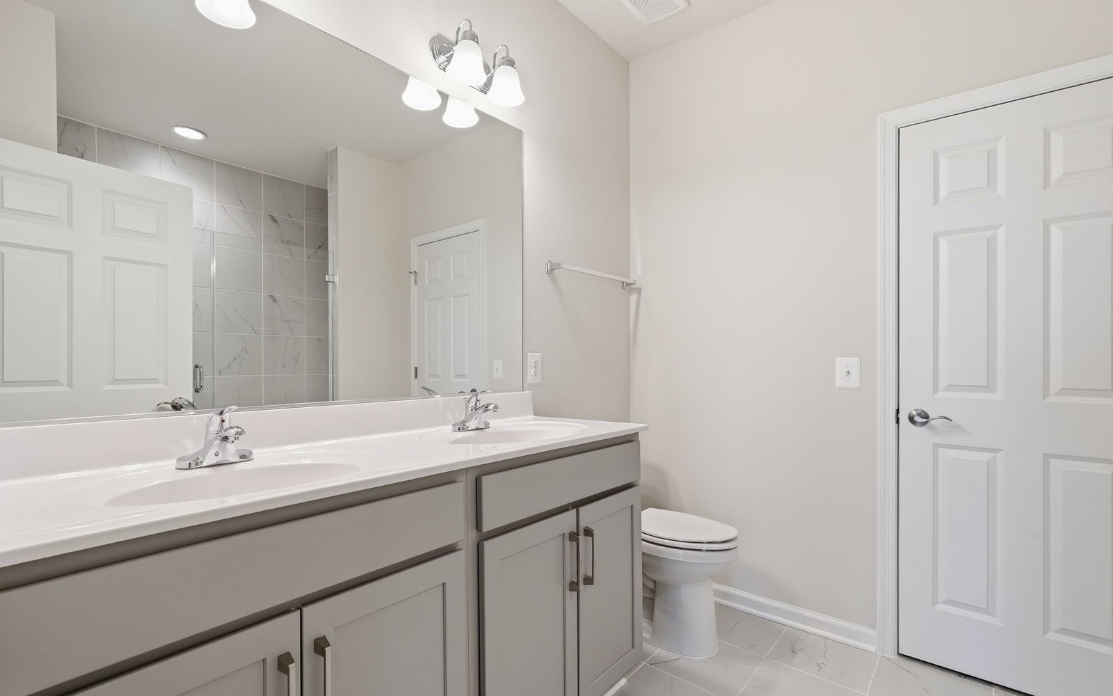 The primary bathroom in the Northgate on homesite 1008 at Hiatt Pointe at Snowden Bridge.