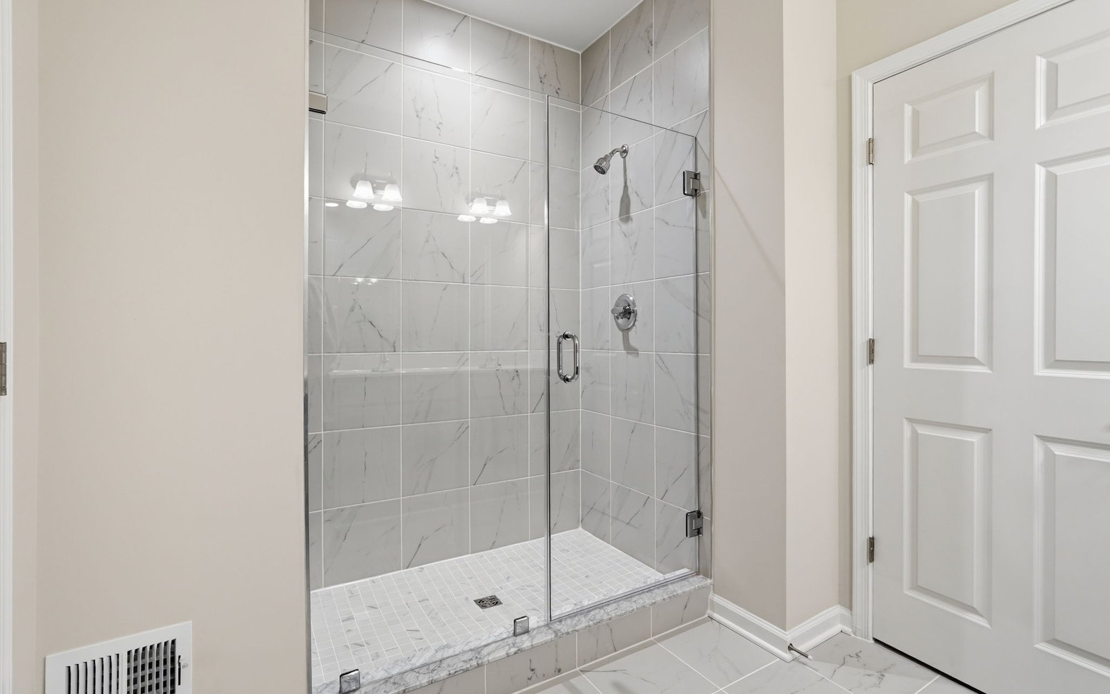 The primary bathroom in the Northgate on homesite 1008 at Hiatt Pointe at Snowden Bridge.