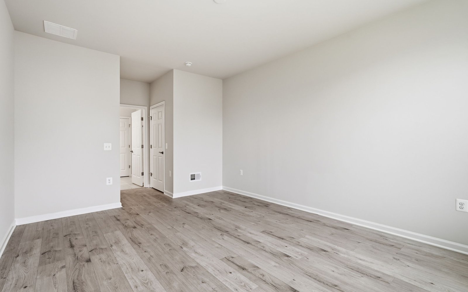 The primary bedroom of the Northgate on homesite 1008 at Hiatt Pointe at Snowden Bridge.