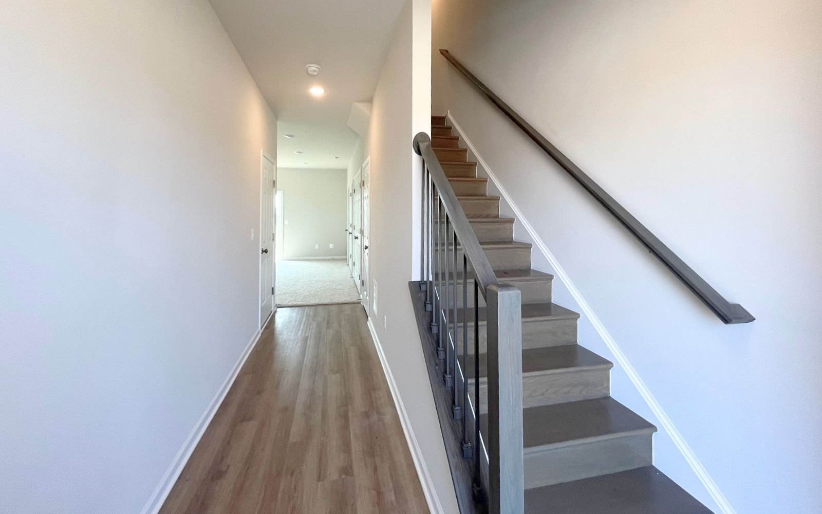 The entry view of the Skyline on homesite 24016 at Snowden Bridge.