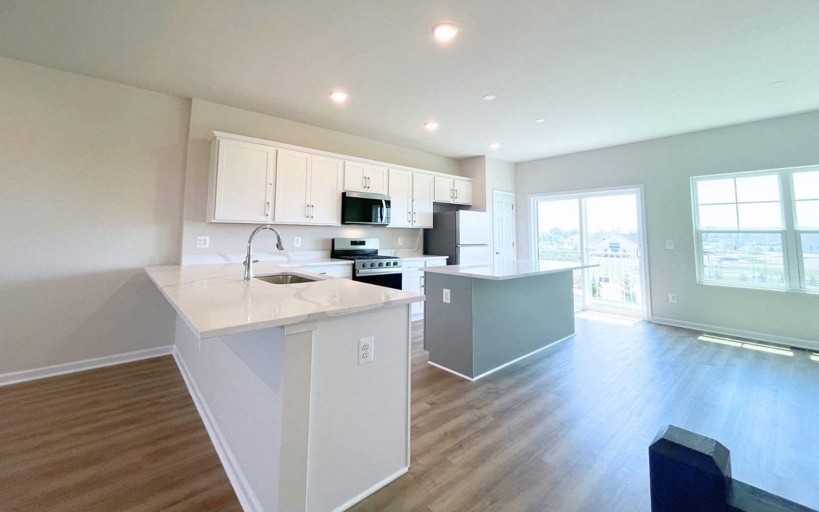 The kitchen of the Skyline on homesite 24016 at Snowden Bridge.