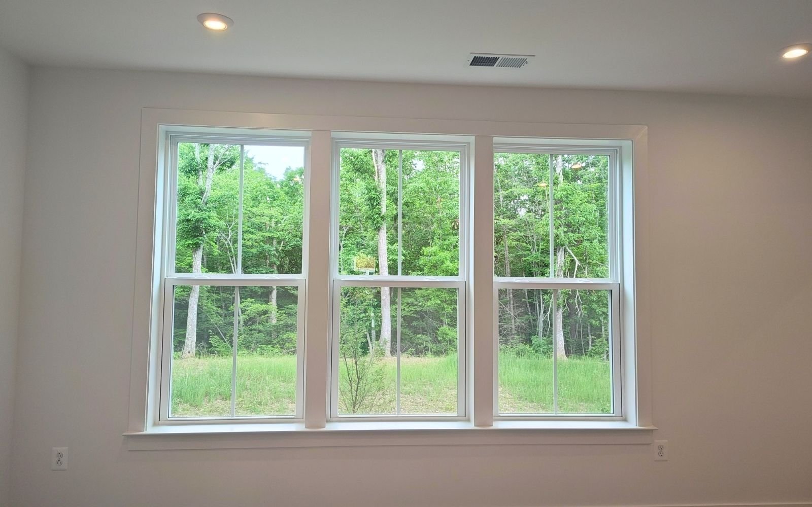 The primary bedroom of the Amber on homesite 1219 at Cascades at Embrey Mill.