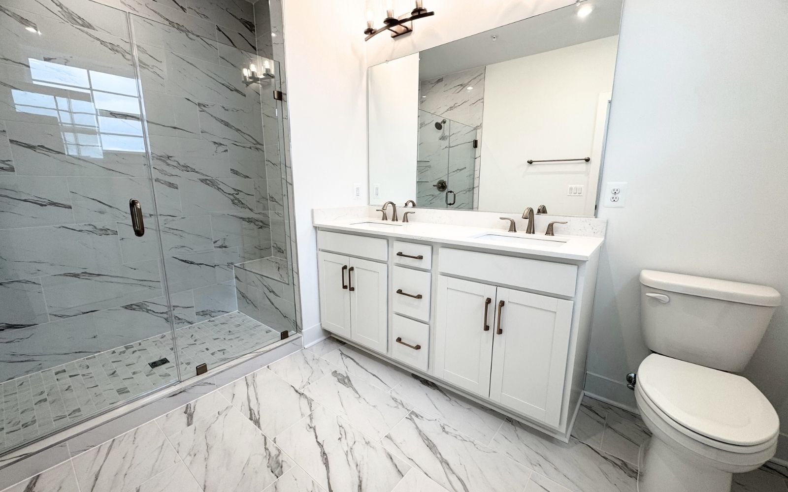 The primary bathroom of the Amber on homesite 131 at Cascades at Embrey Mill.