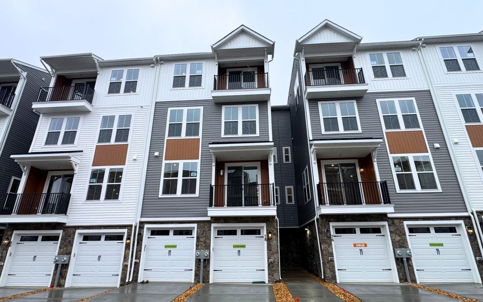 The exterior of the Amber on homesite 135 at Cascades at Embrey Mill.
