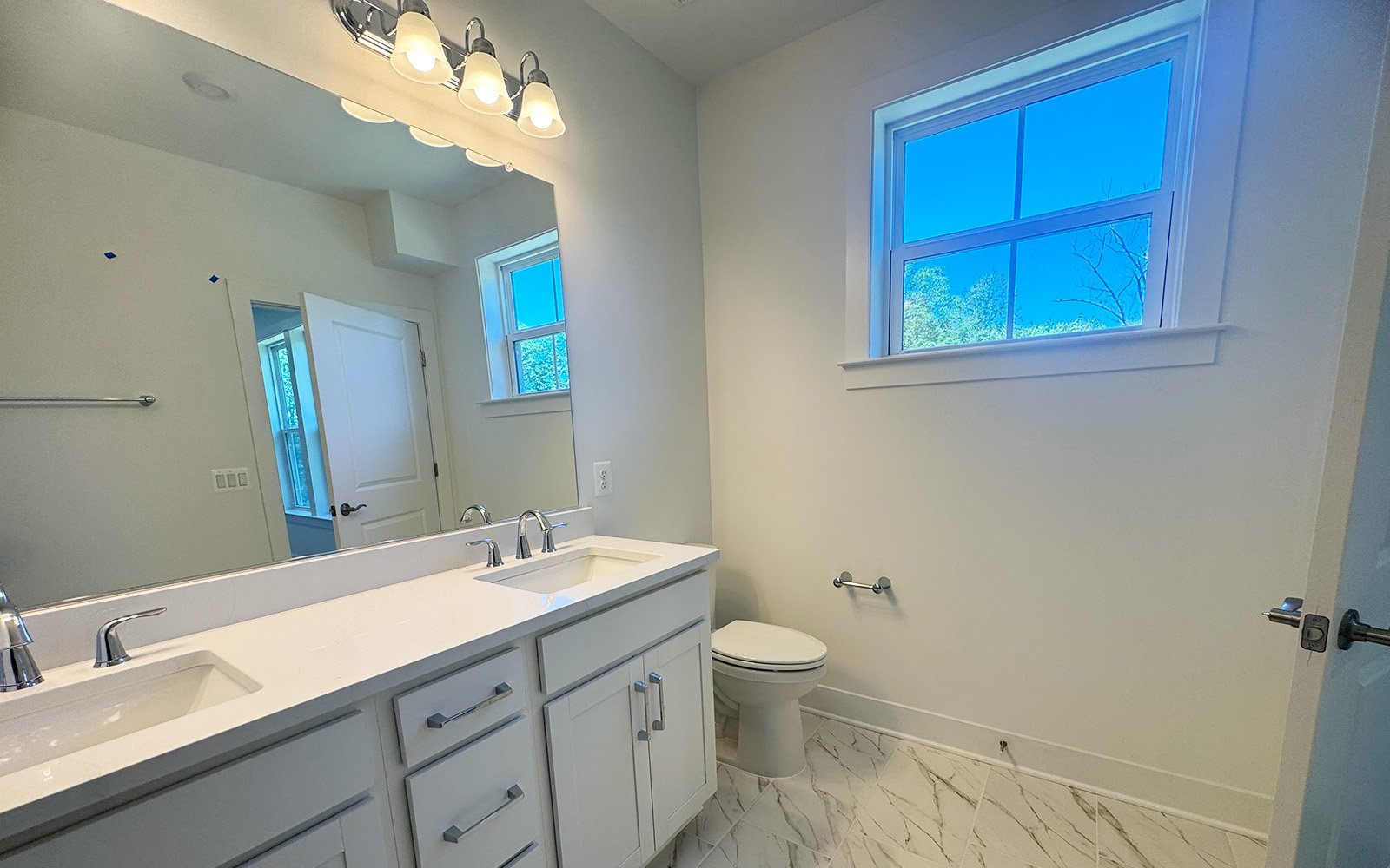 The primary bathroom of the Scarlet on homesite 128 at Cascades at Embrey Mill.