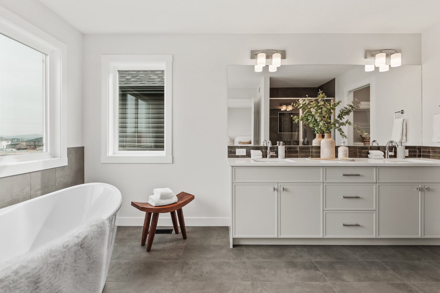 A photo of a quick possession home at 223 Creekstone Circle SW in Creekstone