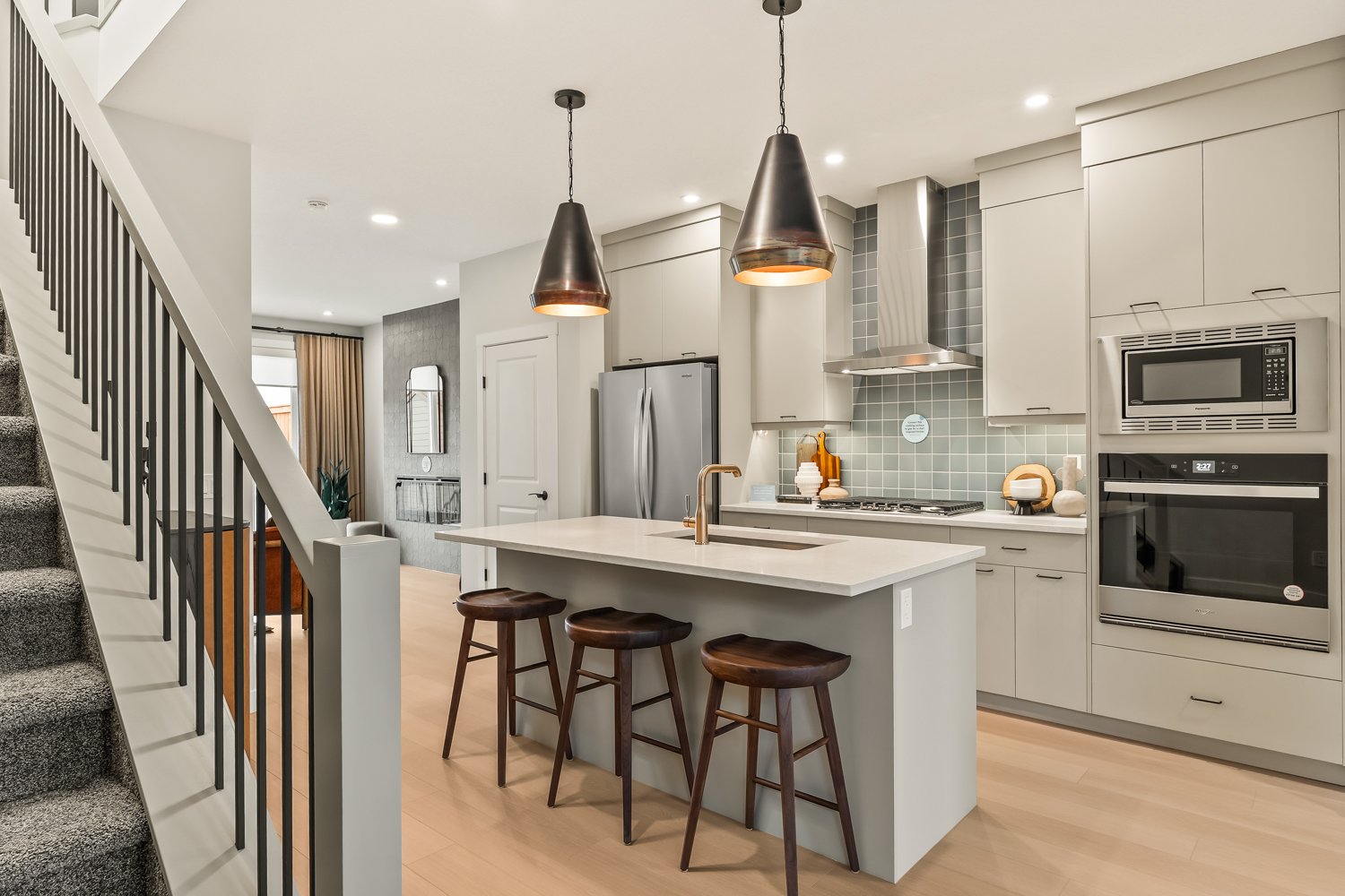 Oak - Kitchen - Calgary - Brookfield Residential