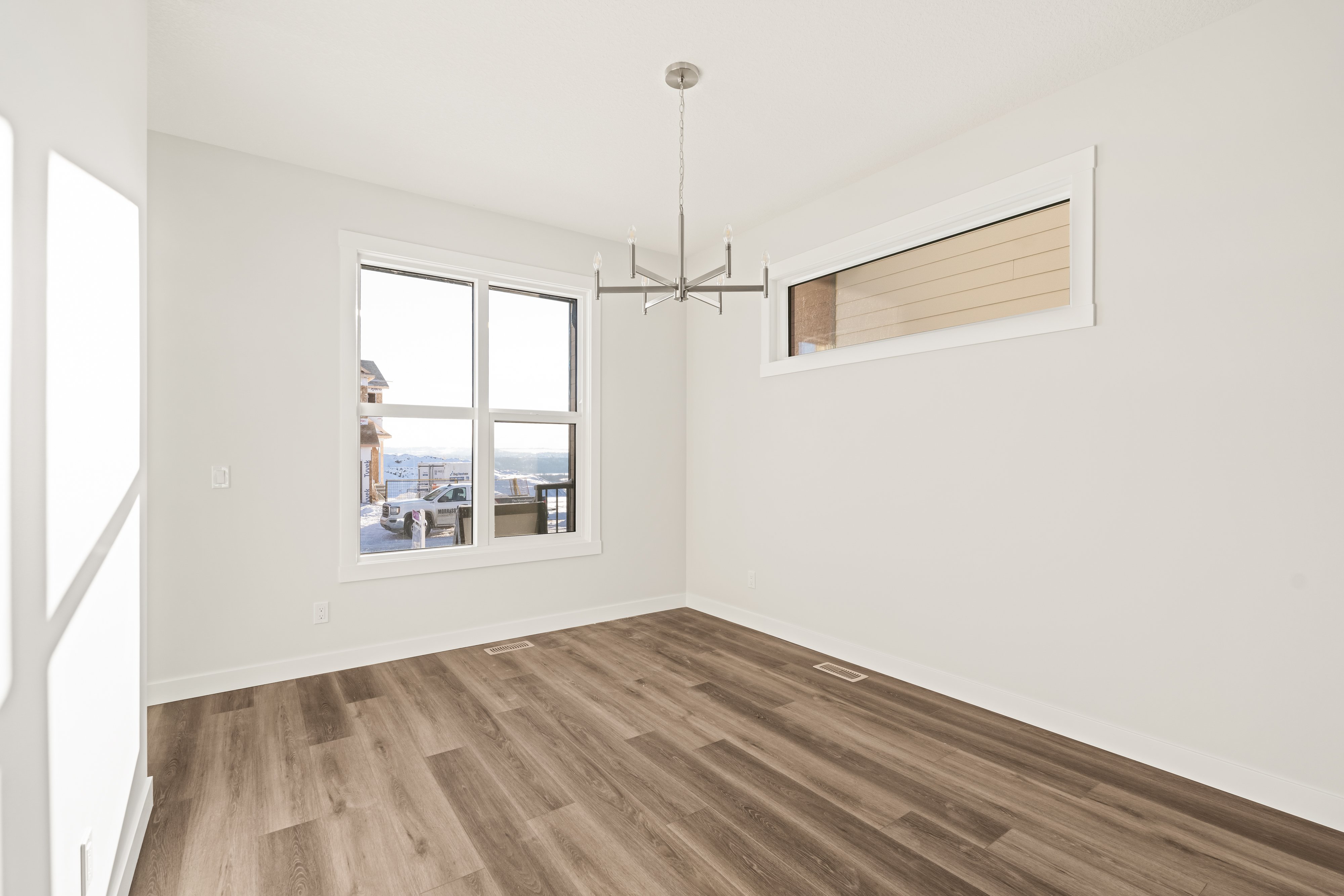 A quick possession home in Seton Ridge located at 62 Setonvista Grove