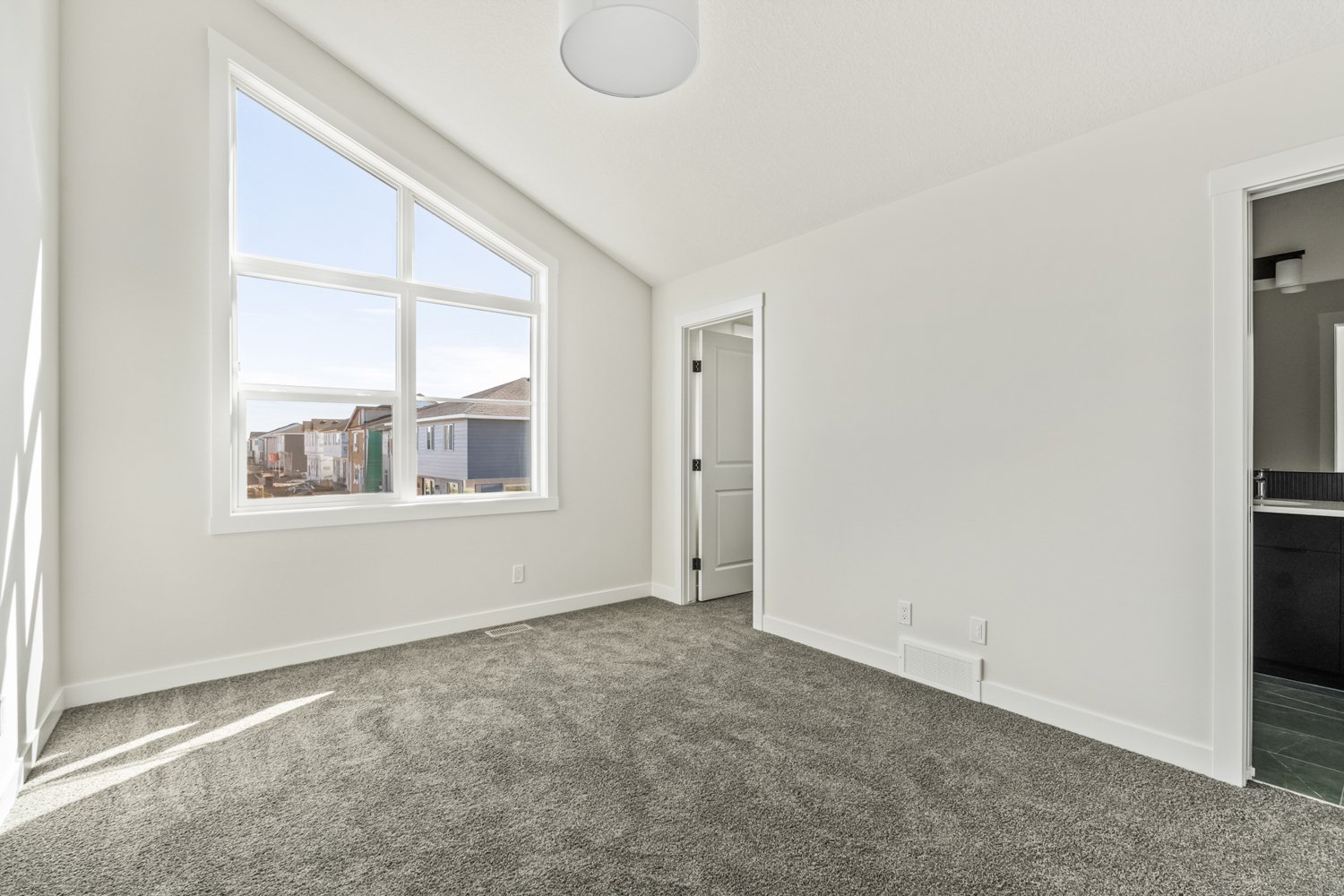 A photo of a quick possession home in Seton at 31 Setonvista Way