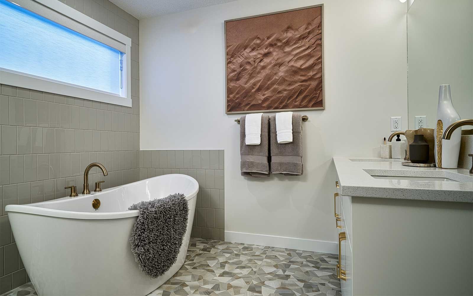 A photo the ensuite of the Purcell 2 - 26 model in Chinook Gate by Brookfield Residential