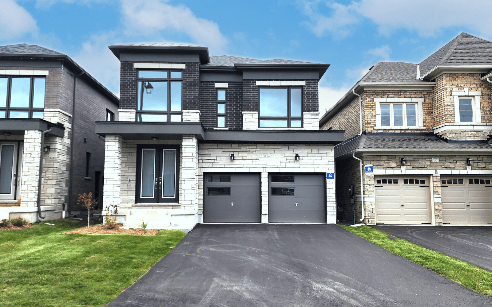 Exterior photo of Lot 84 at Midhurst Valley