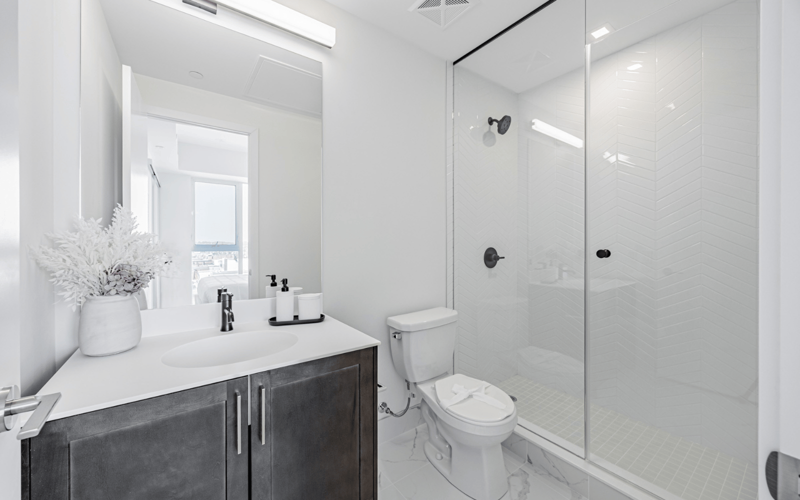 Ensuite photo in a Colborne suite.