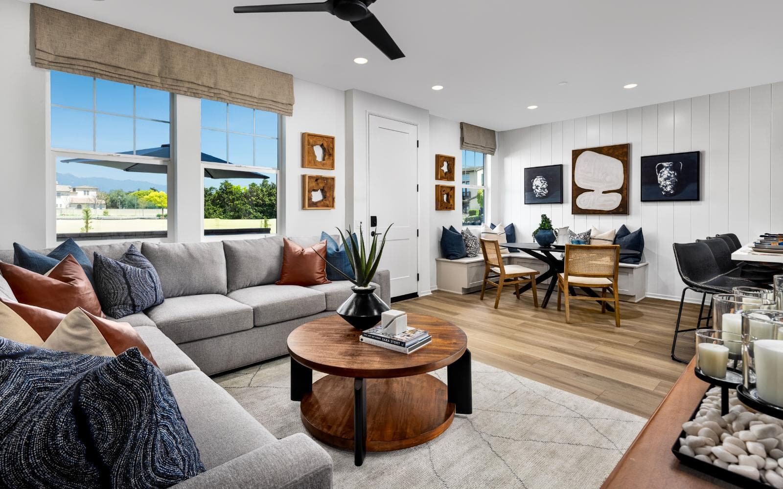 01_Bloom_P2_Great Room