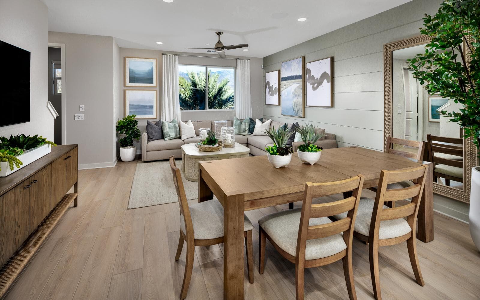 01_Magnolia_Plan 4_Dining to Family Room