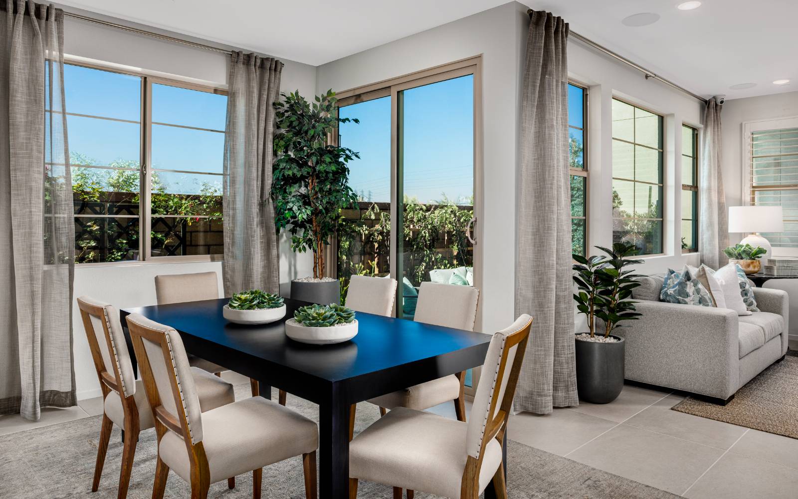 05_Dwell_Plan 1r_Dining Room