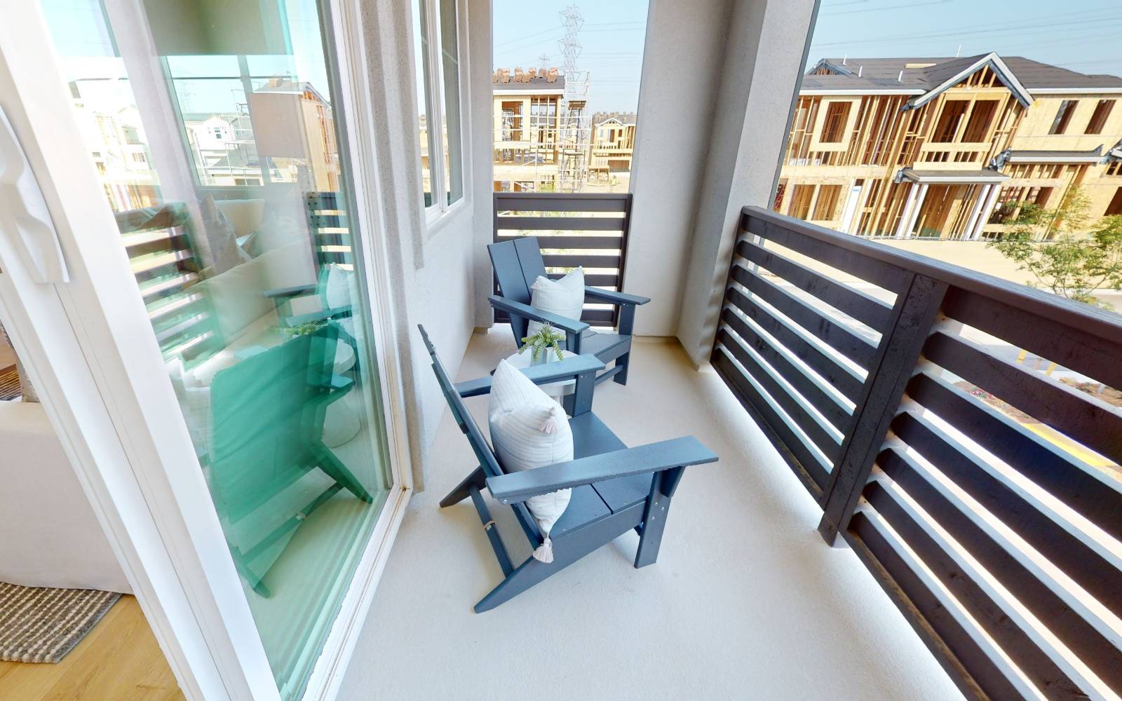 Row Plan 1 - Covered Deck