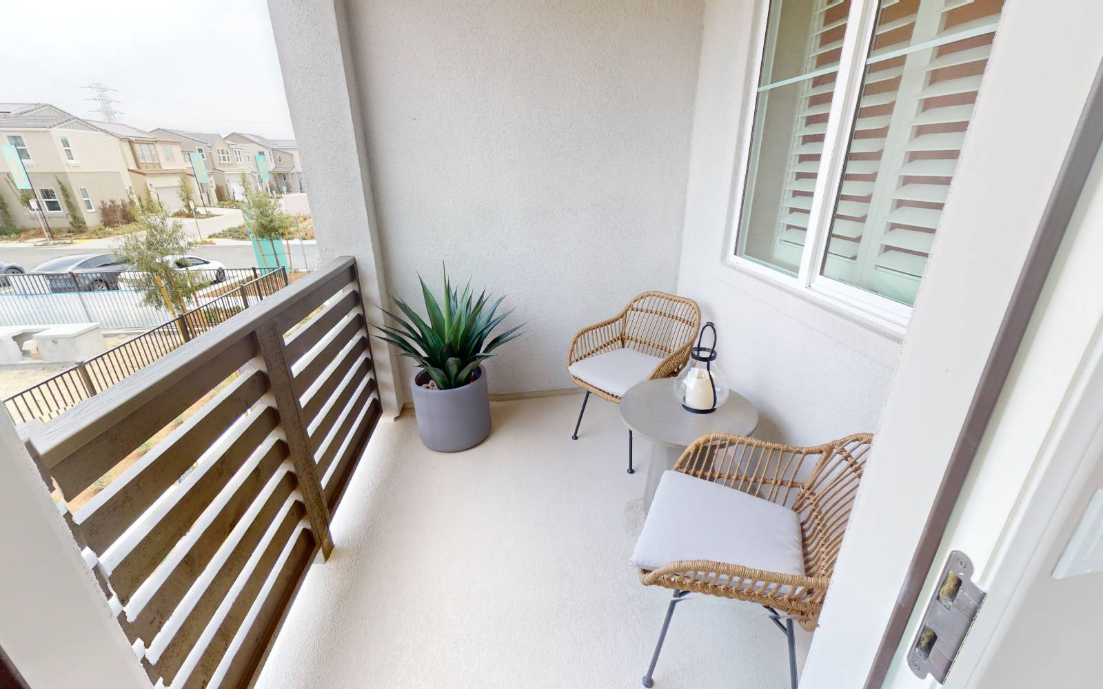 Row Plan 4 - Covered Deck