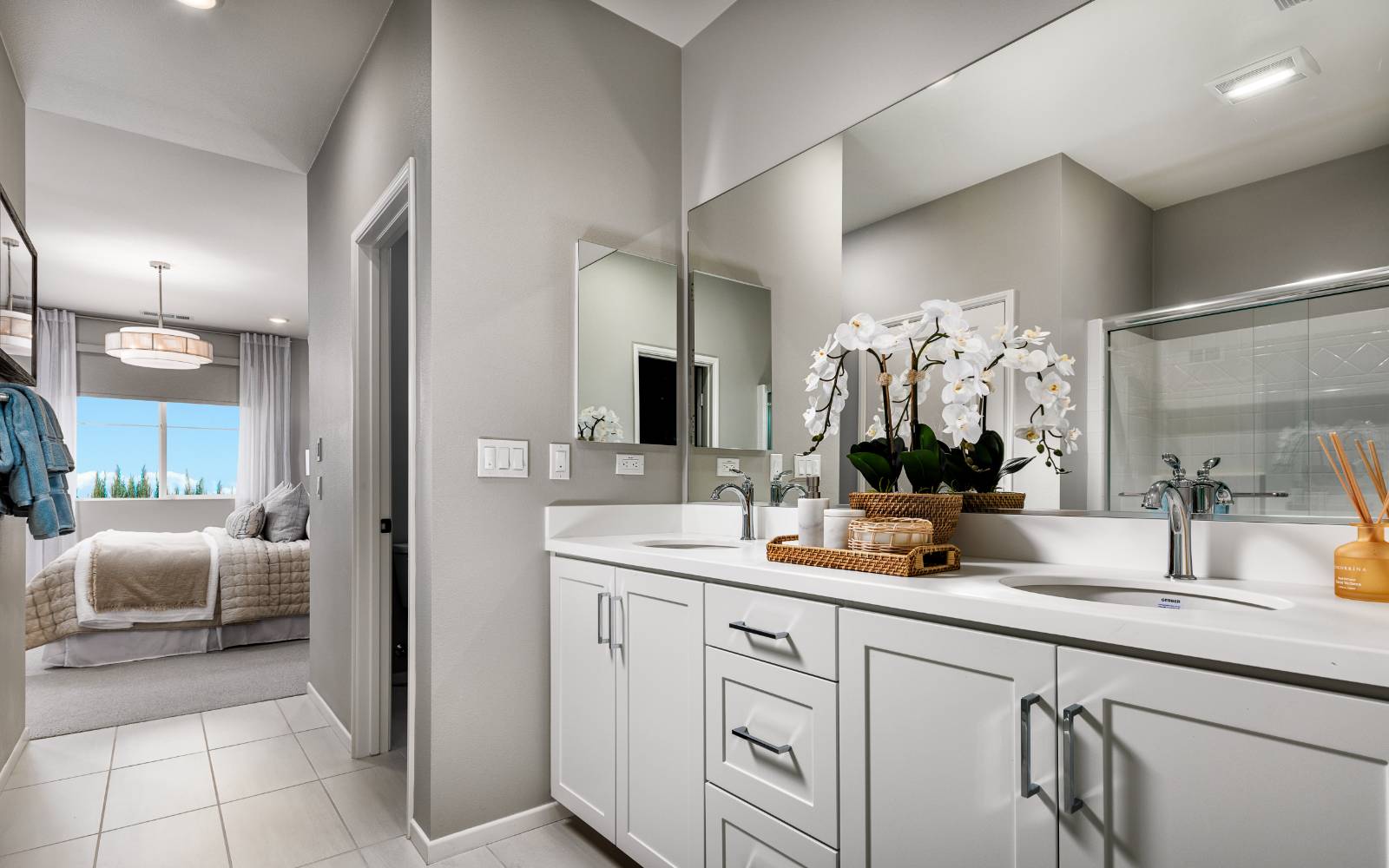 05_Row_Plan 1_Primary Bath