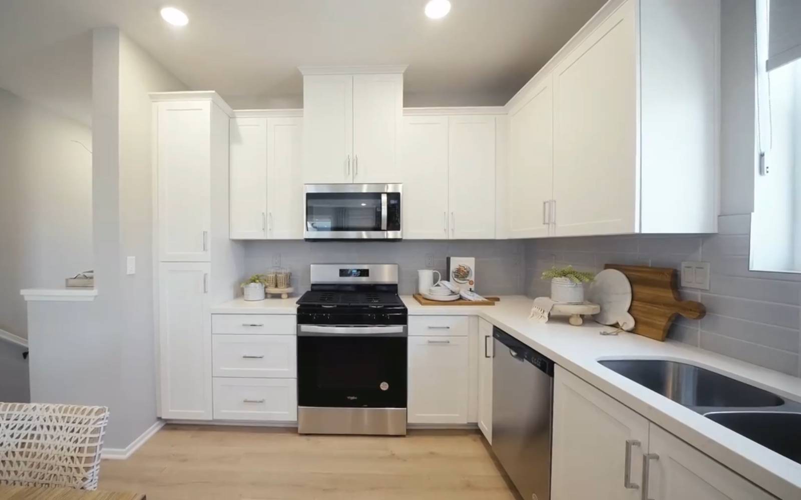 Row Plan 1 - Walkthrough Video Image