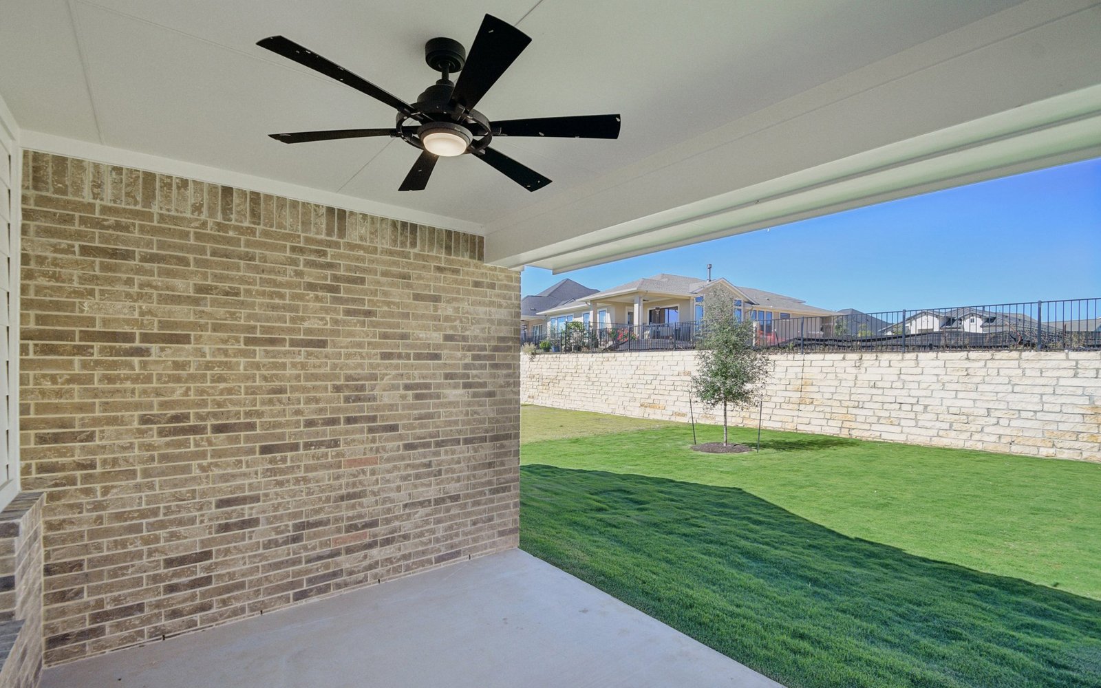 1528 Dancing Oak Lane Back Porch