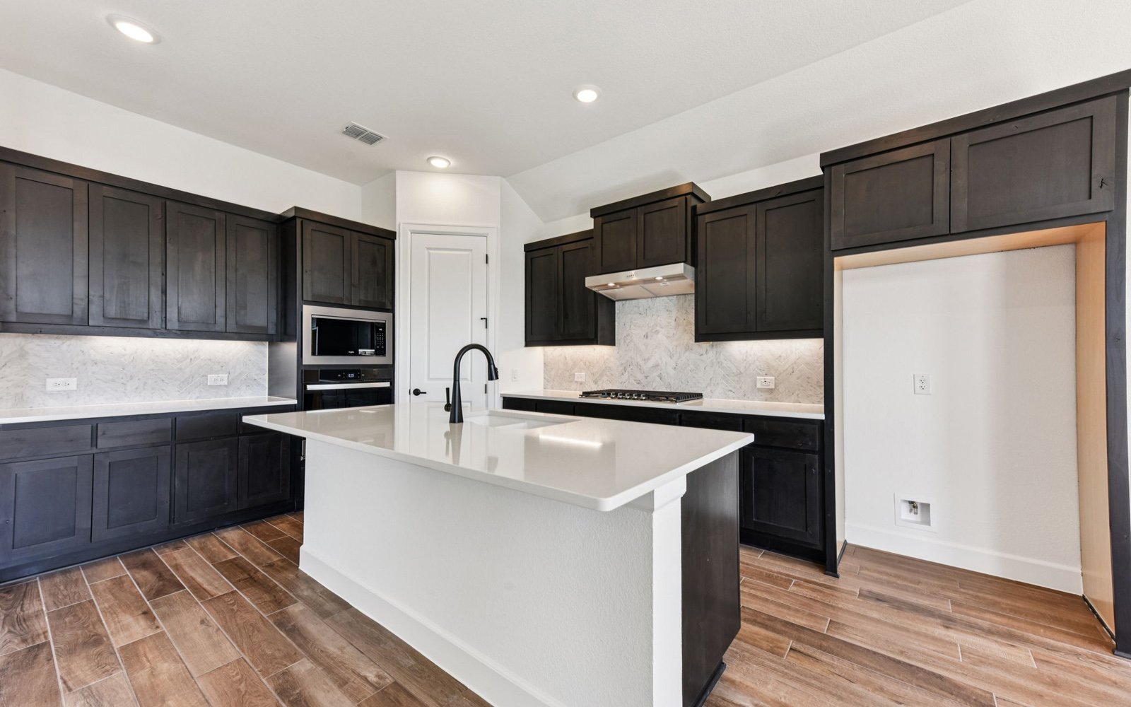 203 Olive Blossom Kitchen