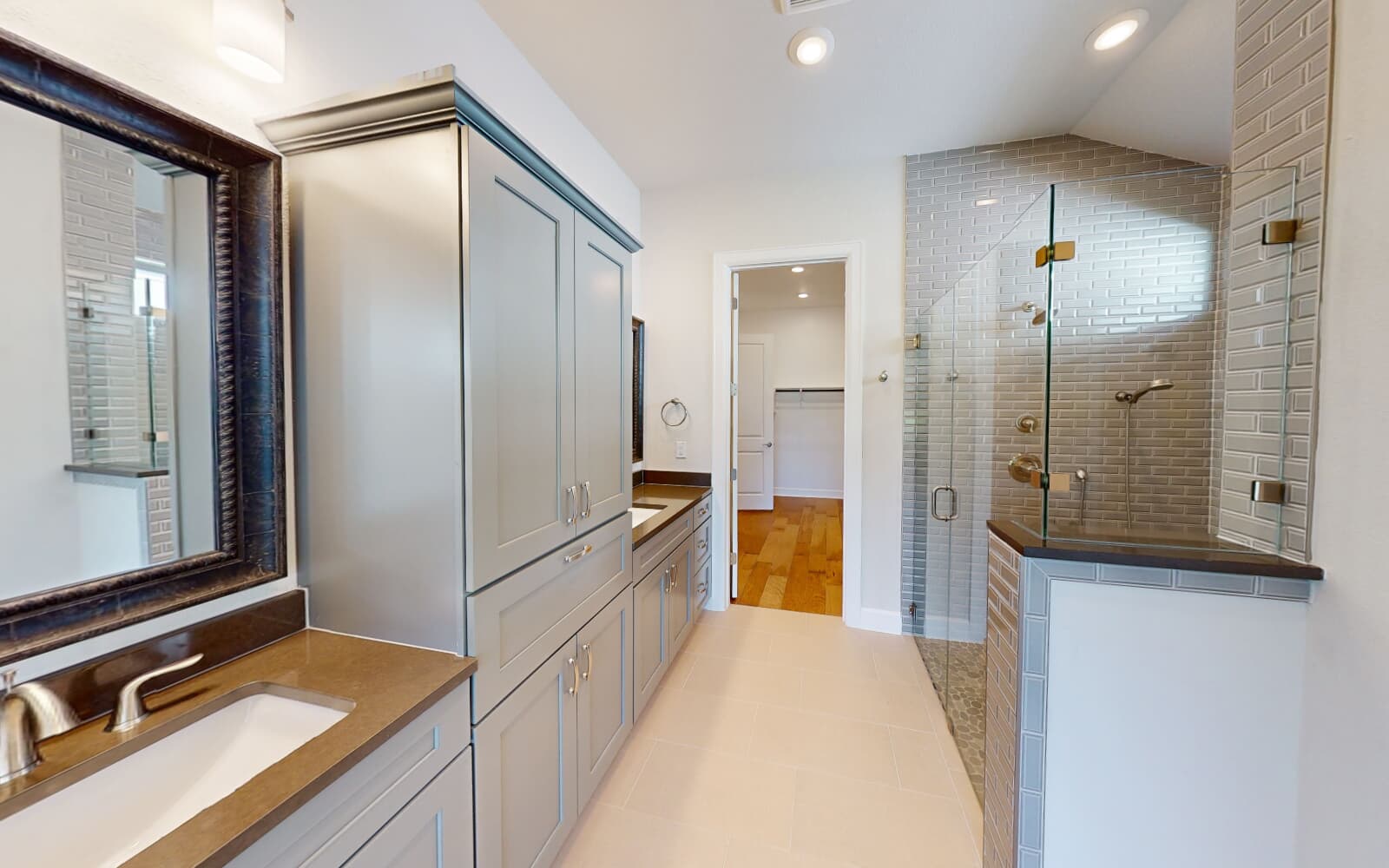 Auburn Primary Bathroom