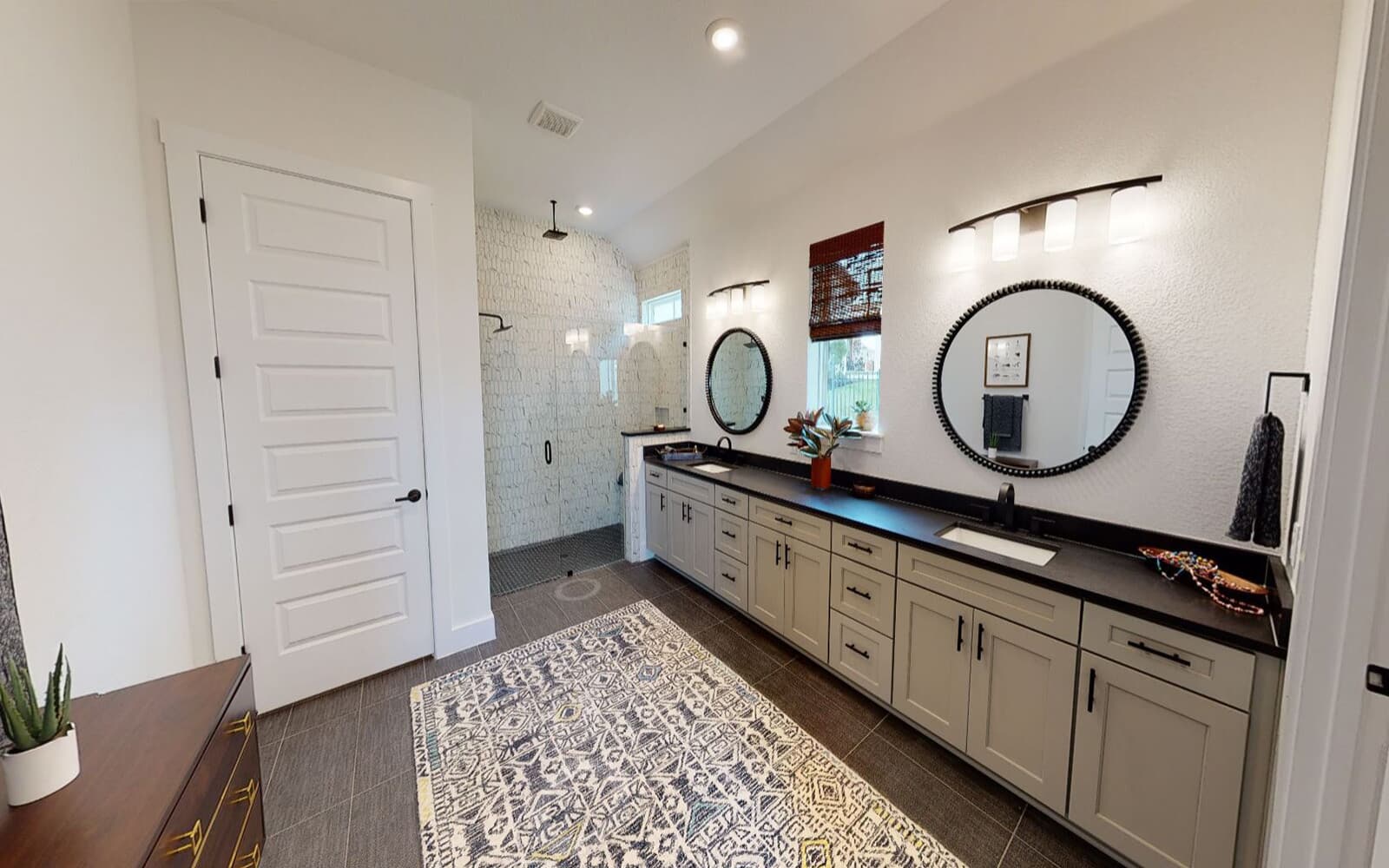 Monroe Primary Bathroom 3.2022