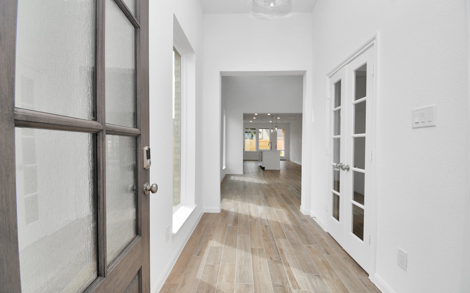 24935 Vervain Meadow Hallway