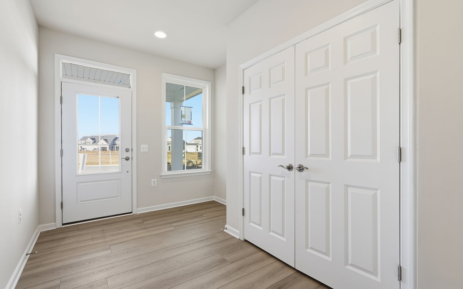 The foyer of the Hemingway on homesite 2111 at Hiatt Pointe at Snowden Bridge.