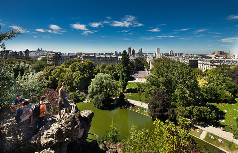 Buttes-Chaumont Park