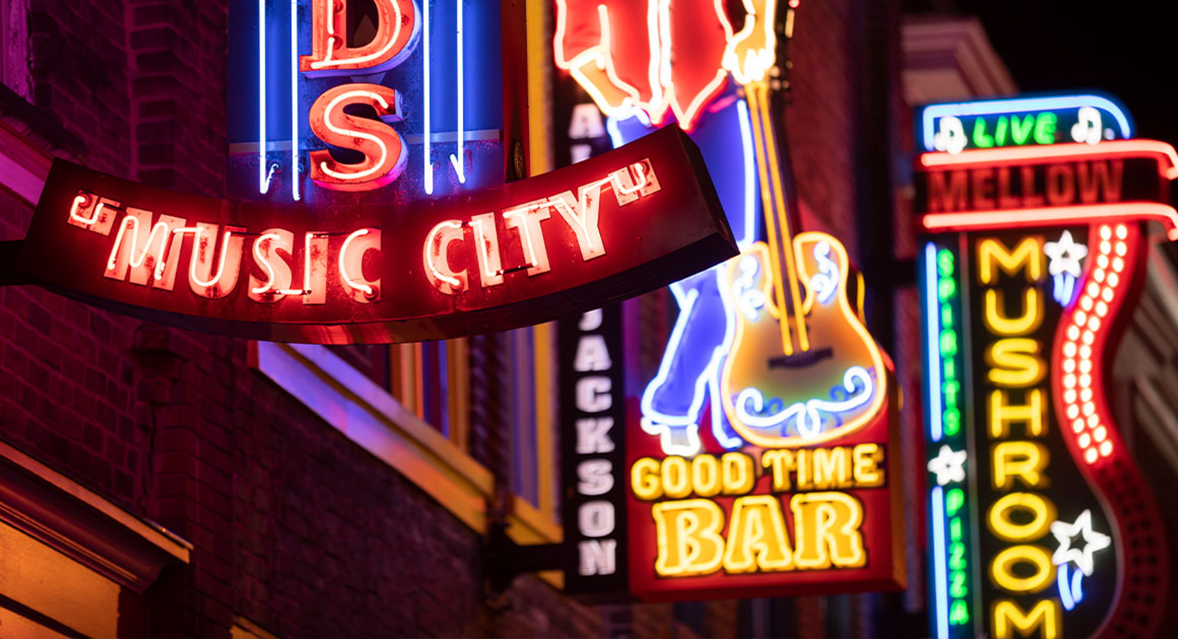 neon music signs in nashville