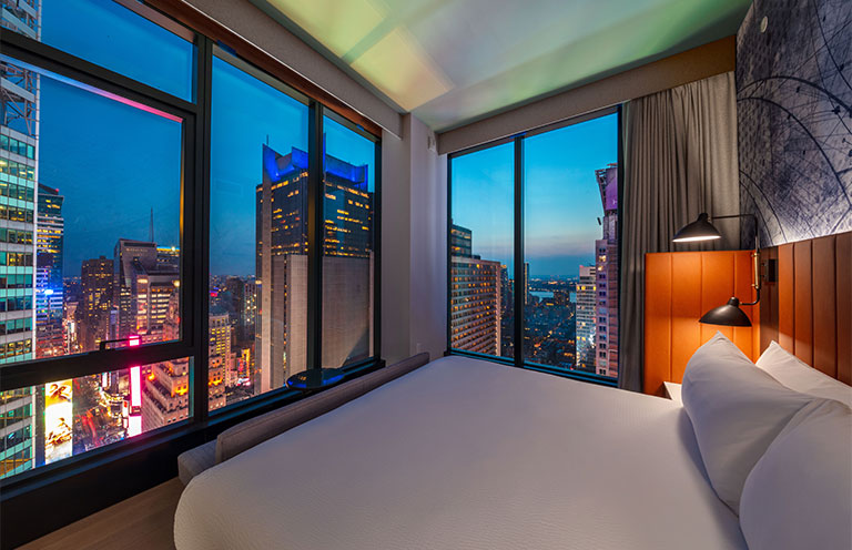 Tempo by Hilton Times Square Ball Drop Room View Guest Room
